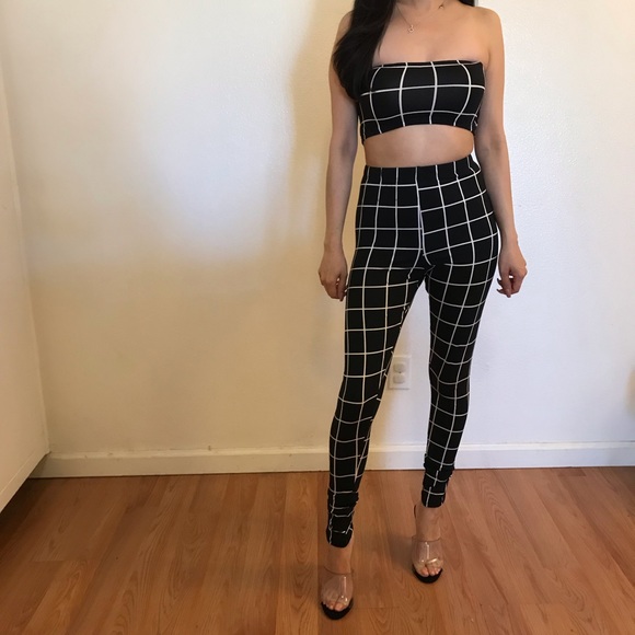 Carmin Black & White Leggings & Tube Top Set - Picture 3 of 8
